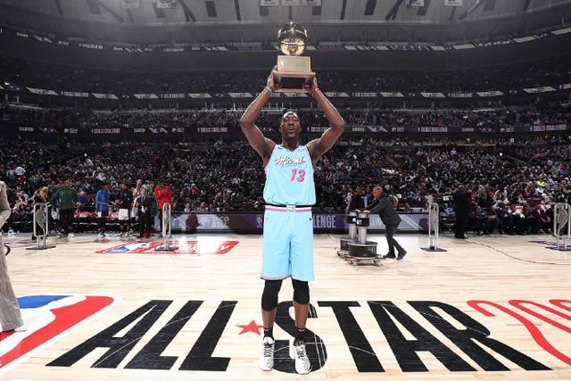 辽篮官宣：杨鸣离任！乌戈将担任辽宁男篮主帅